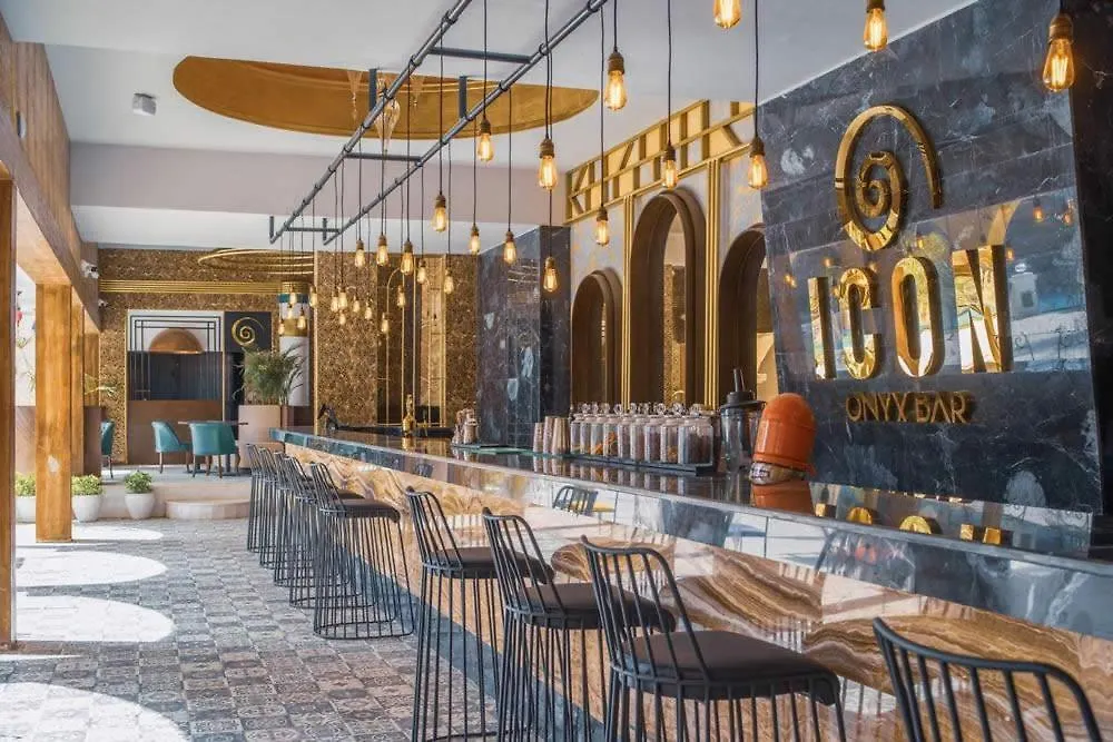 Orka World Hotel & Aquapark Ολουντενίζ