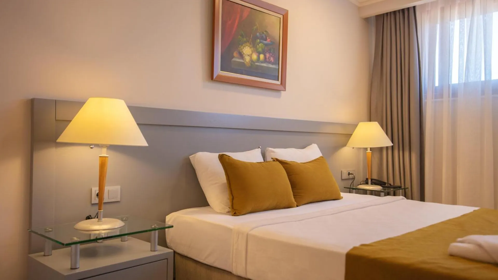 Orka World Hotel & Aquapark Oludeniz 4*,