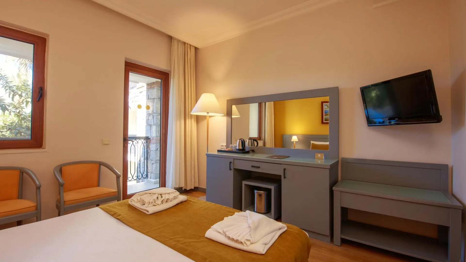 Orka World Hotel & Aquapark Oludeniz